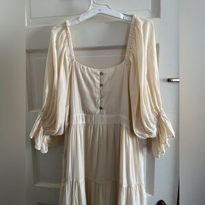 Listicle Maxi Cream Dress